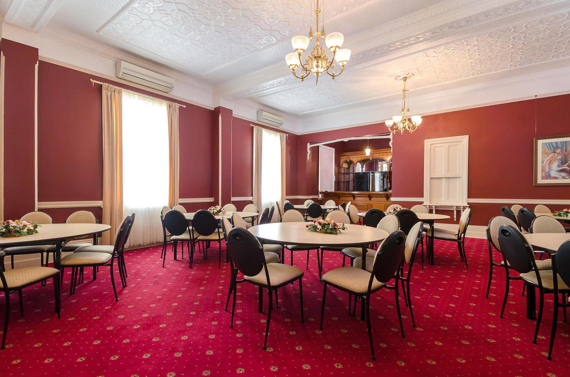 Criterion Warwick Hotel Exterior photo
